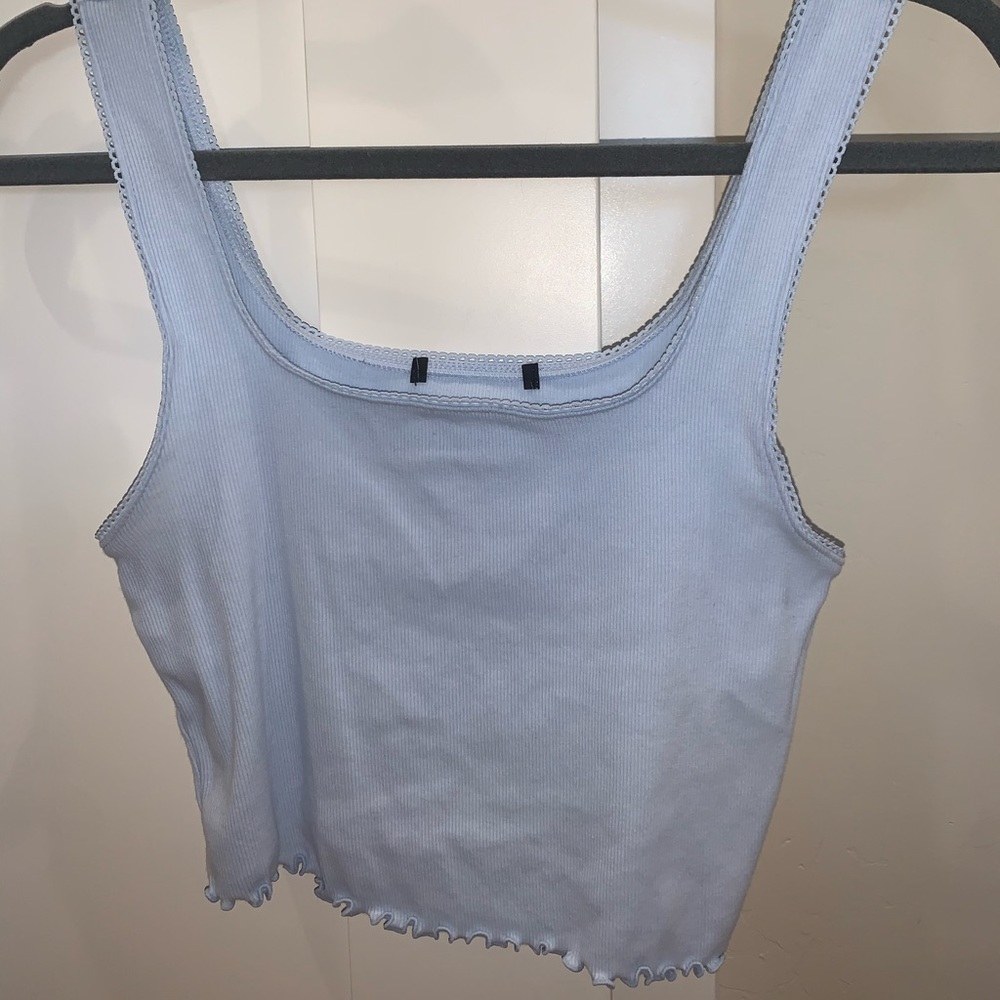 Blue cropped tank top